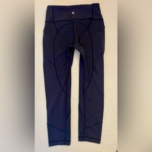 Lululemon Navy Run Inspire Capri Leggings w/ Side Pockets
